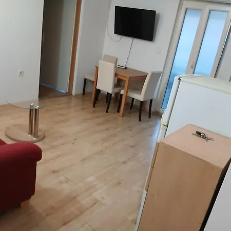 Apartment Zeljko *